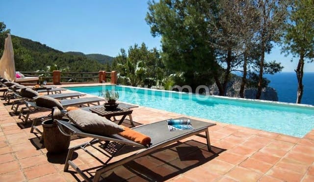 5 soverom Villa til salgs i Ibiza by med svømmebasseng garasje - € 4 300 000 (Ref: 8824560)
