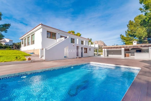 4 soverom Villa til salgs i La Nucia med garasje - € 950 000 (Ref: 8824567)