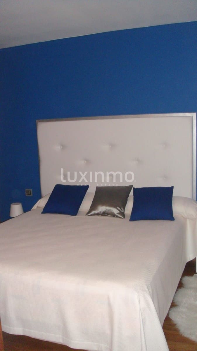 5 soveværelse Villa til salg i Santa Eulalia / Santa Eularia med swimmingpool garage - € 15.000.000 (Ref: 8824568)