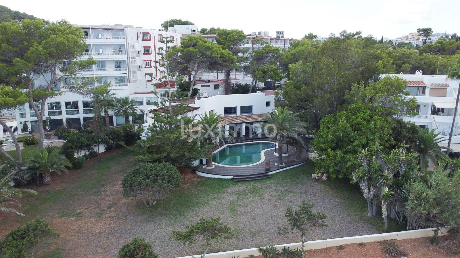 5 soveværelse Villa til salg i Santa Eulalia / Santa Eularia med swimmingpool garage - € 15.000.000 (Ref: 8824568)