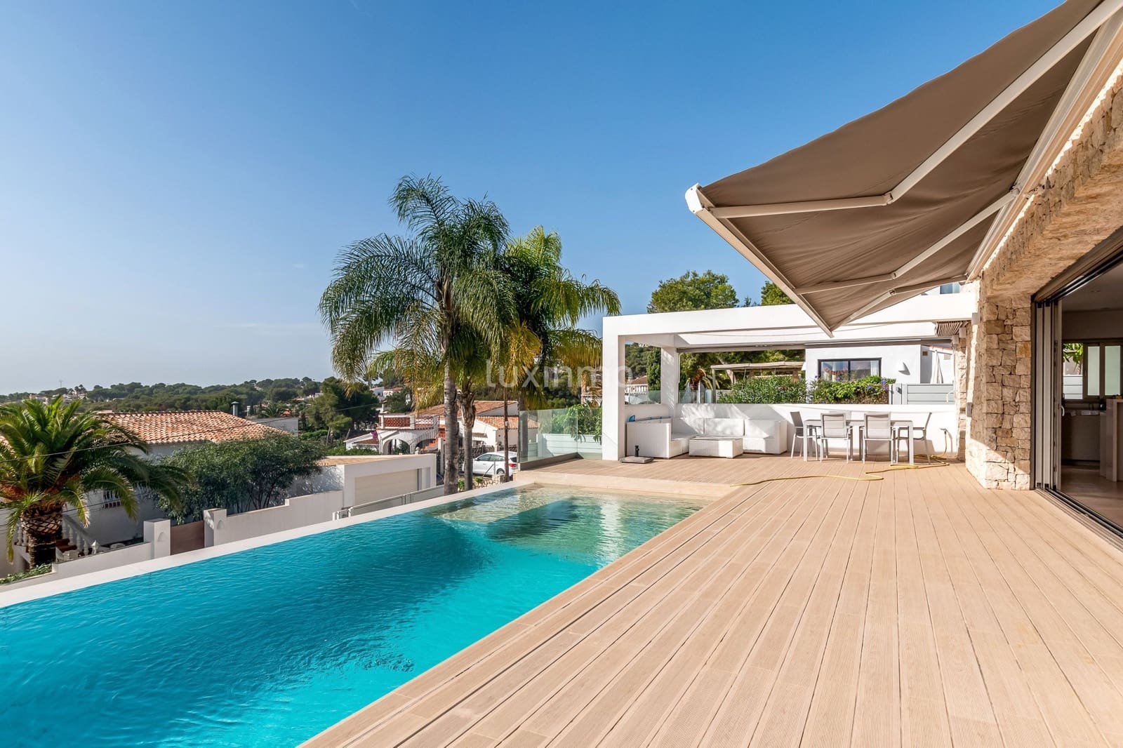 4 makuuhuone Huvila myytävänä paikassa Javea / Xabia mukana uima-altaan 
autotalli - 1 495 000 € (Ref: 8824574)