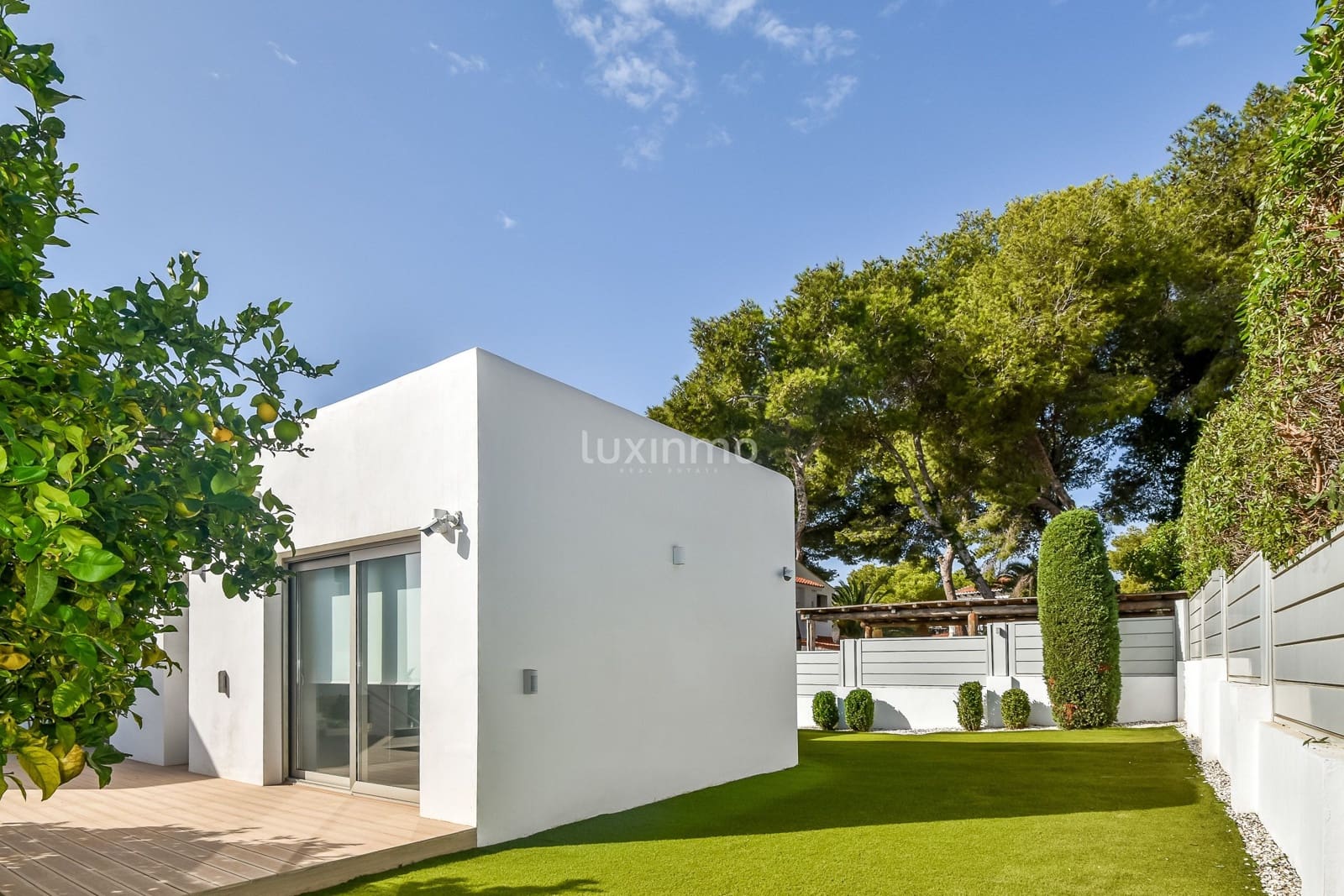 4 makuuhuone Huvila myytävänä paikassa Javea / Xabia mukana uima-altaan 
autotalli - 1 495 000 € (Ref: 8824574)