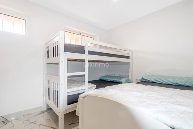 2 quarto Apartamento para arrendar em La Villajoyosa / Vila Joiosa com piscina - 1 200 € (Ref: 8824576)