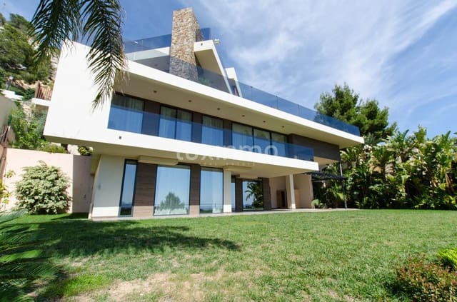 4 makuuhuone Huvila myytävänä paikassa Altea mukana uima-altaan 
autotalli - 2 650 000 € (Ref: 8824581)