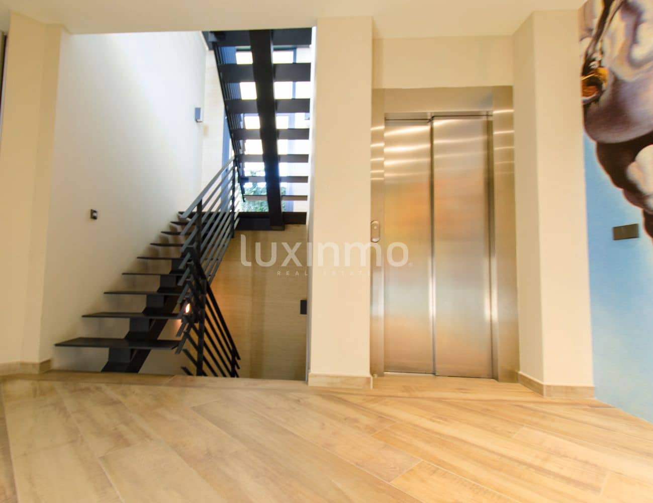 4 makuuhuone Huvila myytävänä paikassa Altea mukana uima-altaan 
autotalli - 2 650 000 € (Ref: 8824581)