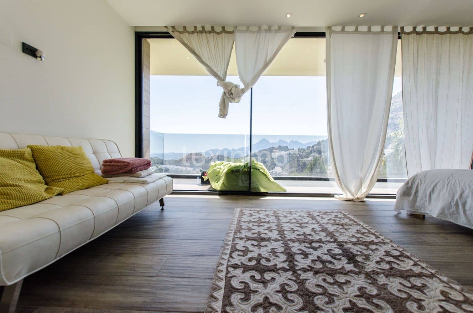 4 makuuhuone Huvila myytävänä paikassa Altea mukana uima-altaan 
autotalli - 2 650 000 € (Ref: 8824581)