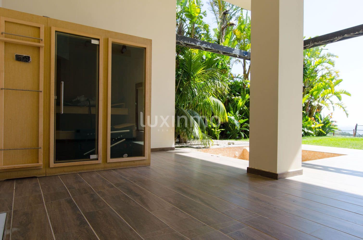 4 makuuhuone Huvila myytävänä paikassa Altea mukana uima-altaan 
autotalli - 2 650 000 € (Ref: 8824581)