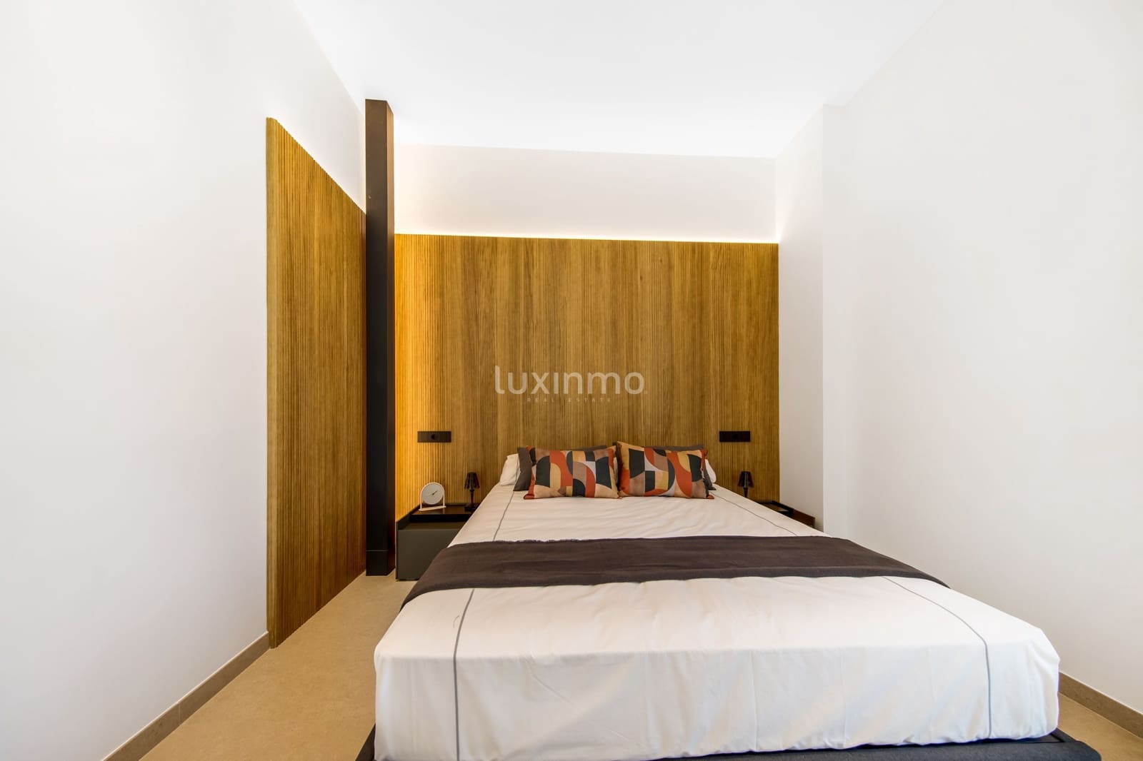 Chalet de 4 habitaciones en Alfaz del Pi / L'Alfàs del Pi en venta con piscina garaje - 3.950.000 € (Ref: 8826935)