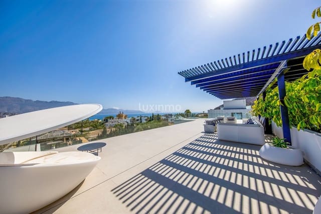 4 bedroom Villa for sale in Alfaz del Pi / L'Alfàs del Pi with pool garage - € 3,950,000 (Ref: 8826935)