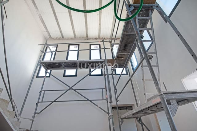 4 soverom Villa til salgs i Pedreguer med svømmebasseng garasje - € 1 350 000 (Ref: 8826936)