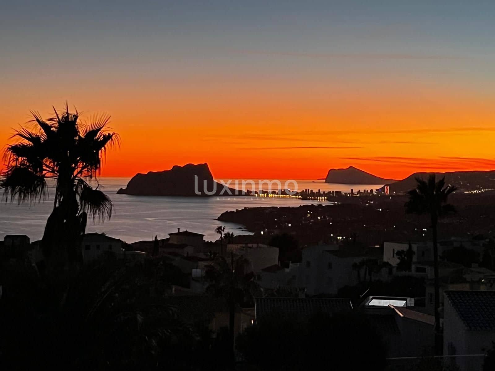 5 soverom Villa til salgs i Benitachell / Benitatxell med svømmebasseng garasje - € 1 680 000 (Ref: 8826950)