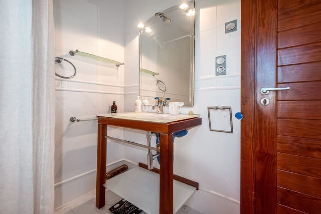 5 Zimmer Villa zu verkaufen in Benidorm mit Pool Garage - 1.700.000 € (Ref: 8828398)