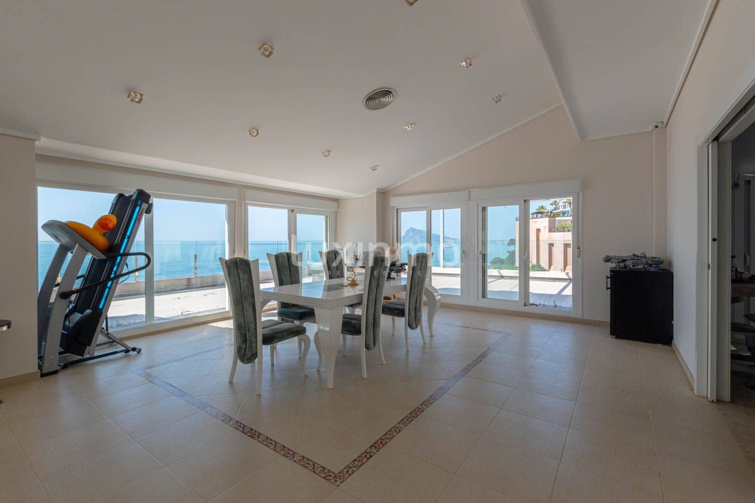 4 sypialnia Penthouse na sprzedaż w Altea z basenem garażem - 2 500 000 € (Ref: 8828413)