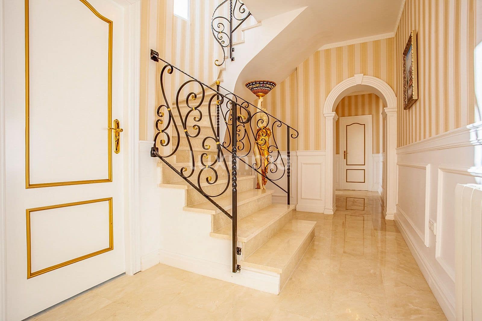 6 soverom Villa til salgs i Denia med svømmebasseng garasje - € 1 450 000 (Ref: 8828443)