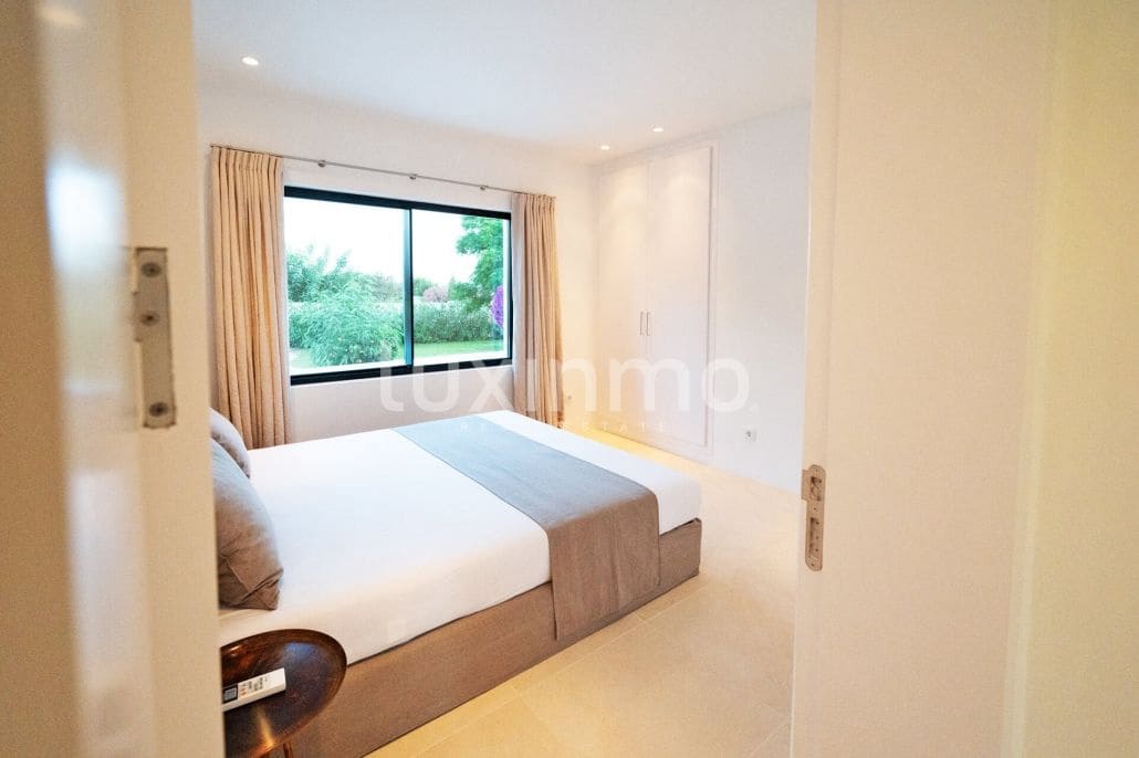 5 soverom Villa til salgs i Santa Eulalia / Santa Eularia med svømmebasseng garasje - € 3 295 000 (Ref: 8828449)