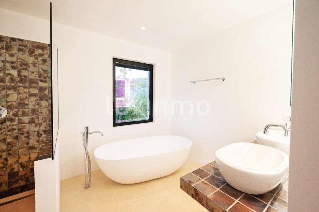 5 soverom Villa til salgs i Santa Eulalia / Santa Eularia med svømmebasseng garasje - € 3 295 000 (Ref: 8828449)