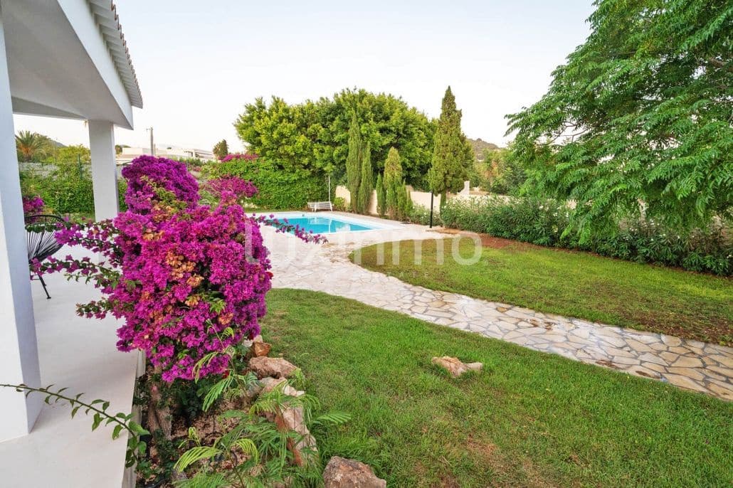 5 soverom Villa til salgs i Santa Eulalia / Santa Eularia med svømmebasseng garasje - € 3 295 000 (Ref: 8828449)