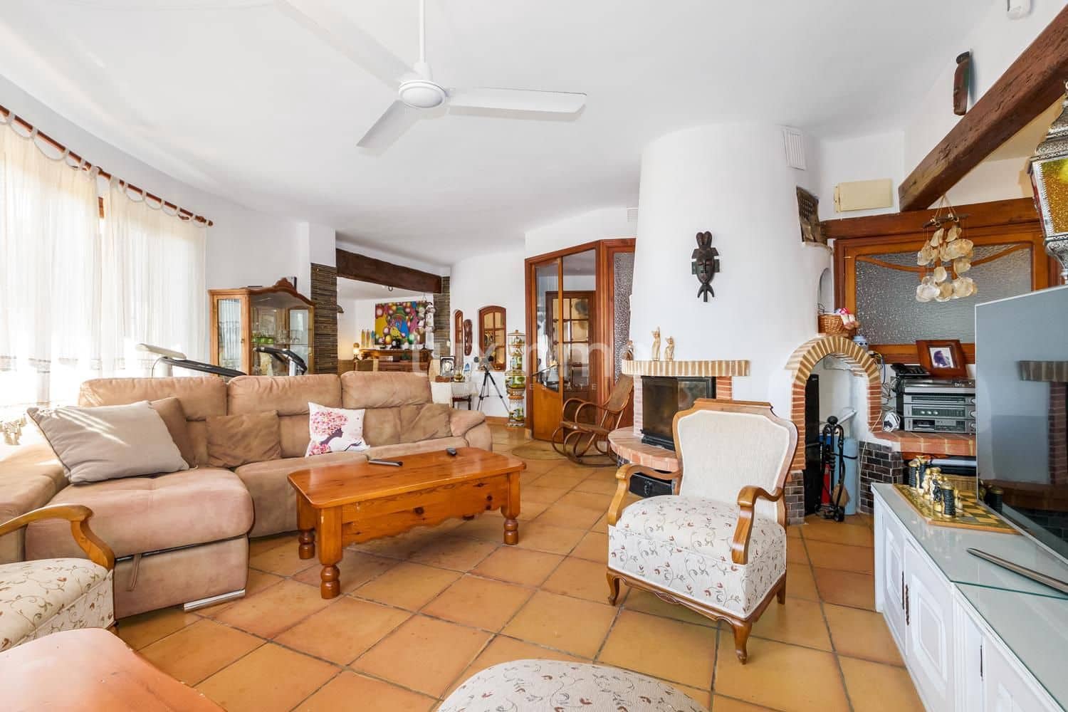 7 Zimmer Villa zu verkaufen in El Campello mit Pool Garage - 1.800.000 € (Ref: 8828453)