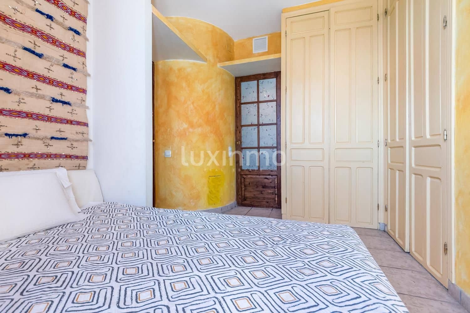 7 Zimmer Villa zu verkaufen in El Campello mit Pool Garage - 1.800.000 € (Ref: 8828453)