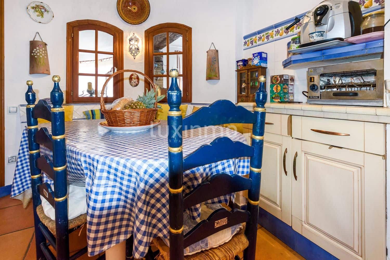 7 Zimmer Villa zu verkaufen in El Campello mit Pool Garage - 1.800.000 € (Ref: 8828453)