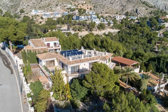 7 makuuhuone Huvila myytävänä paikassa Altea mukana uima-altaan 
autotalli - 4 000 000 € (Ref: 8828465)