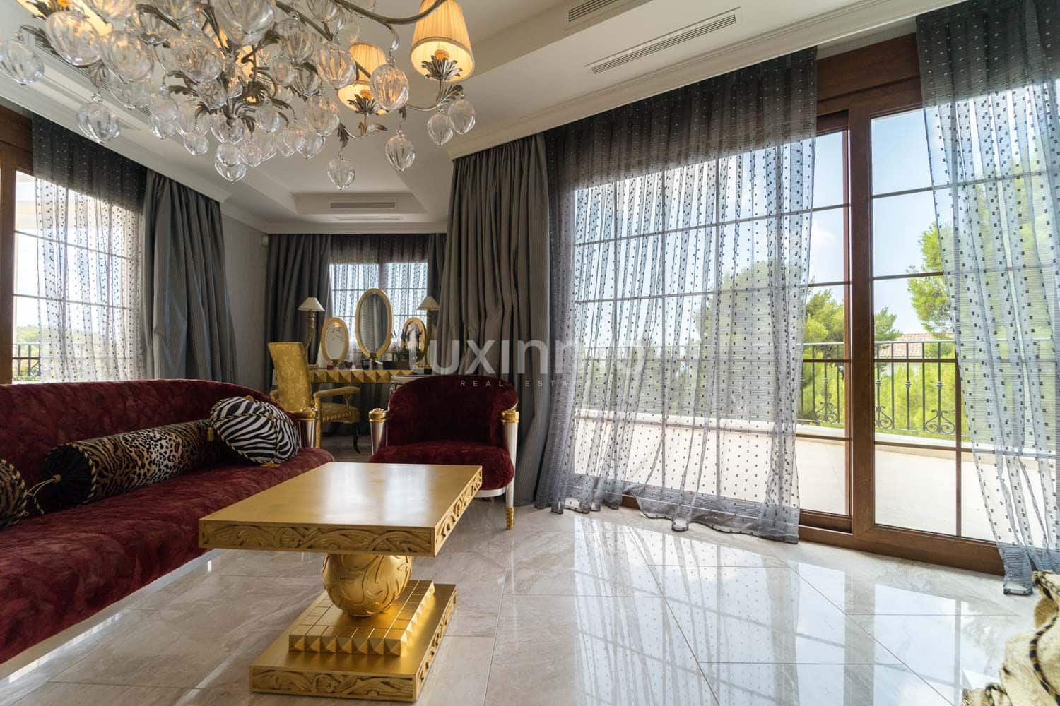 7 makuuhuone Huvila myytävänä paikassa Altea mukana uima-altaan 
autotalli - 4 000 000 € (Ref: 8828465)