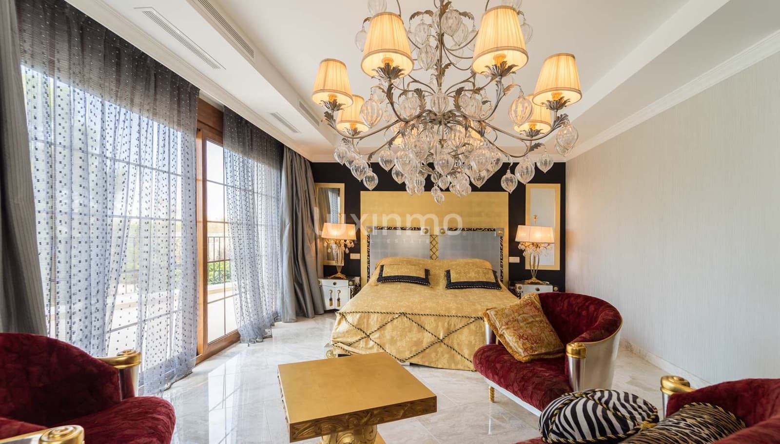 7 makuuhuone Huvila myytävänä paikassa Altea mukana uima-altaan 
autotalli - 4 000 000 € (Ref: 8828465)