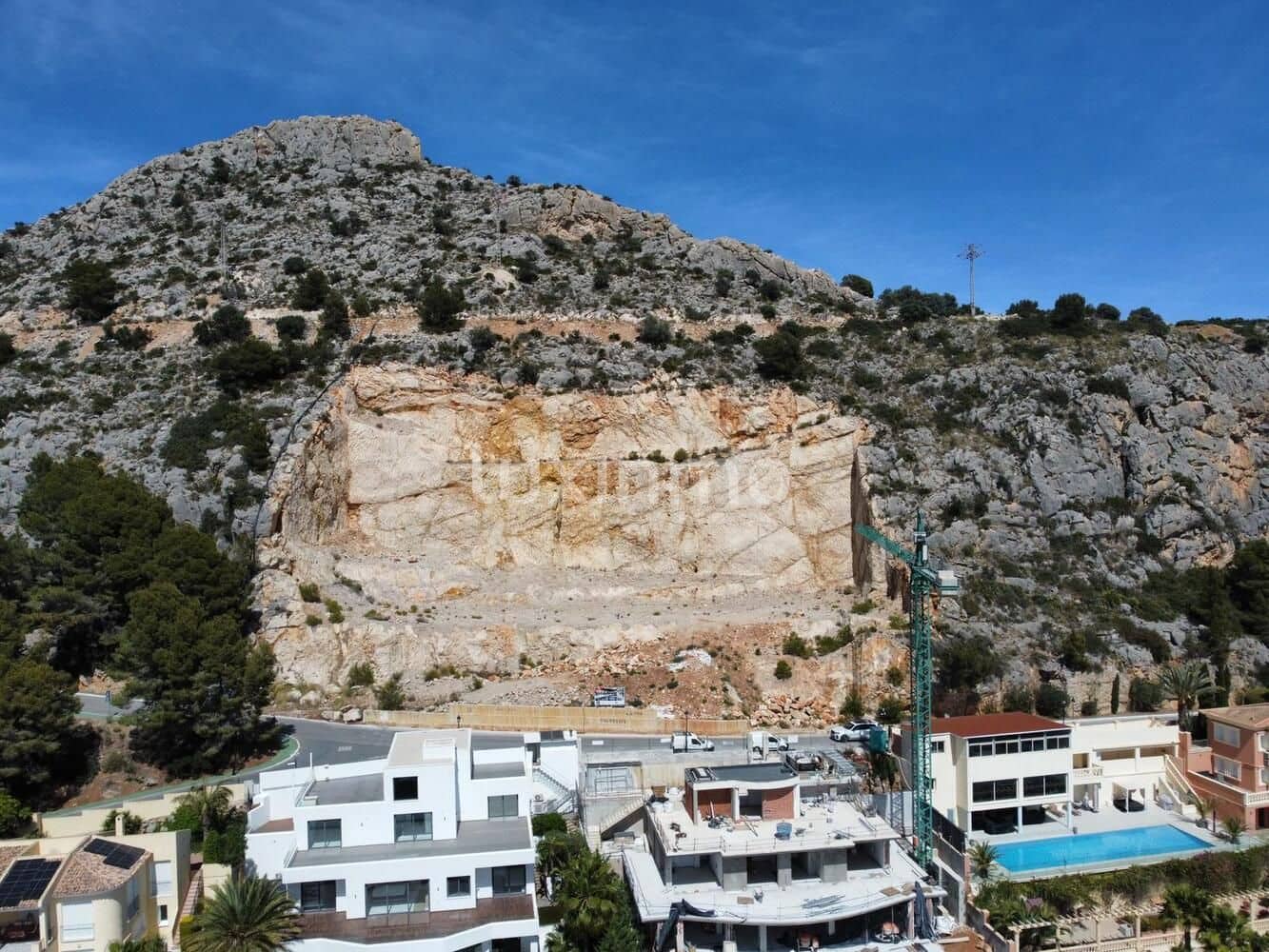 Rakentamaton maa myytävänä paikassa Altea - 1 950 000 € (Ref: 8829119)