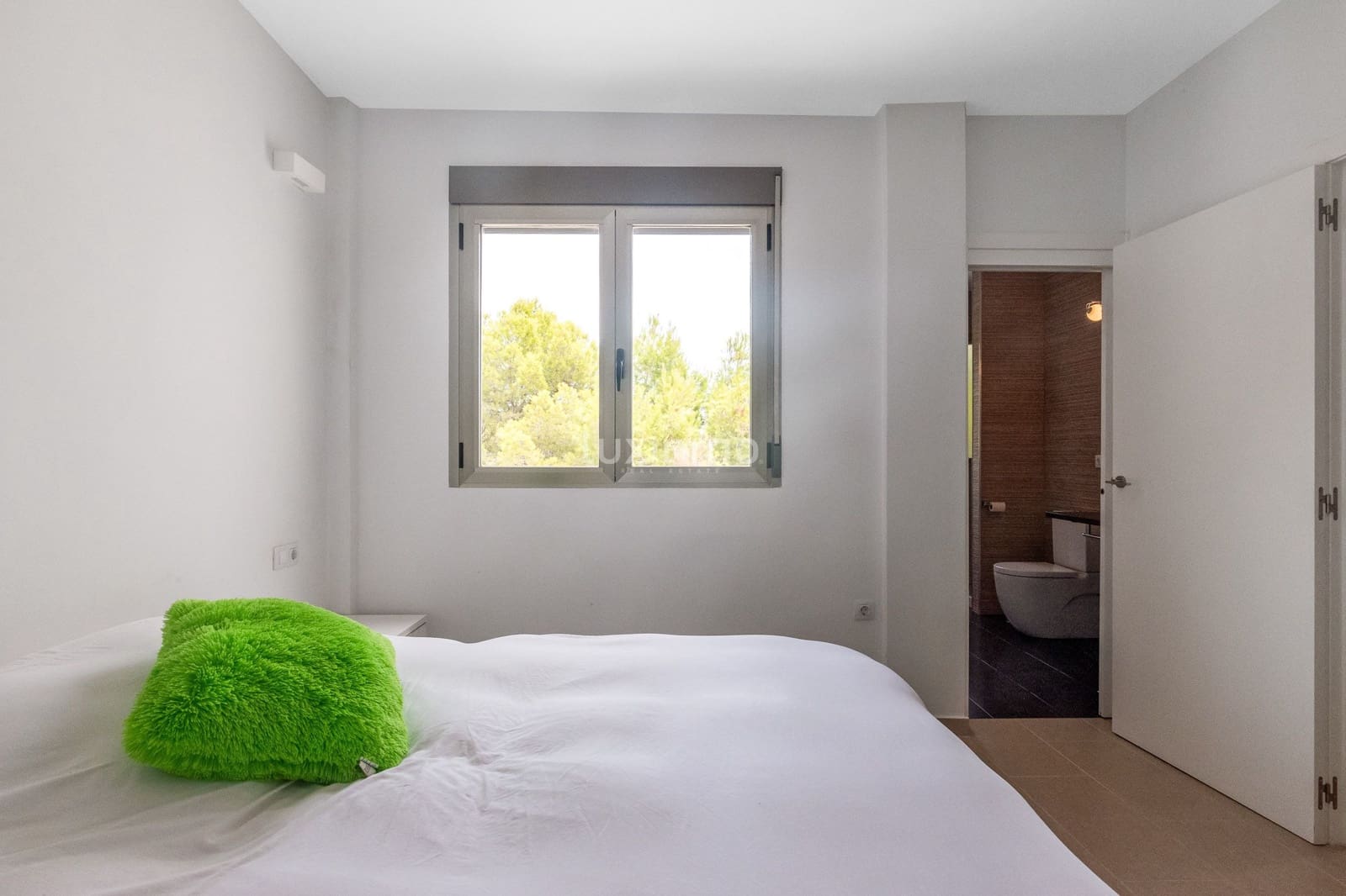 5 Zimmer Villa zu verkaufen in Altea mit Pool - 1.150.000 € (Ref: 8829132)