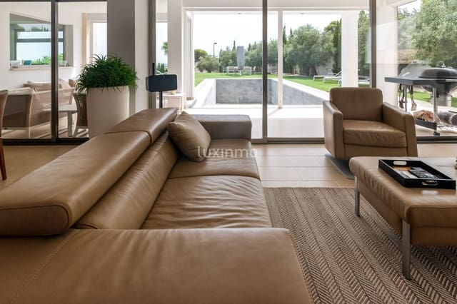 5 Zimmer Villa zu verkaufen in Altea mit Pool - 1.150.000 € (Ref: 8829132)