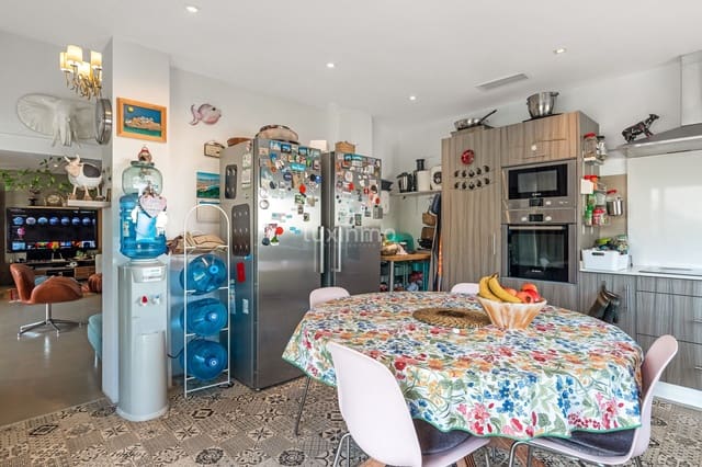 4 makuuhuone Huvila myytävänä paikassa Polop mukana uima-altaan 
autotalli - 895 000 € (Ref: 8829140)