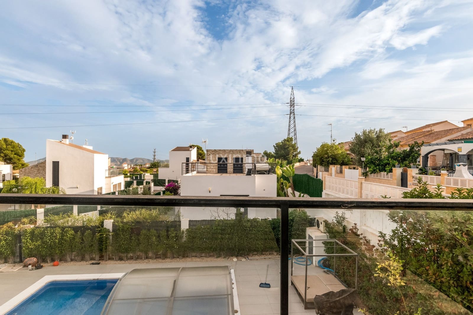 4 makuuhuone Huvila myytävänä paikassa Polop mukana uima-altaan 
autotalli - 895 000 € (Ref: 8829140)