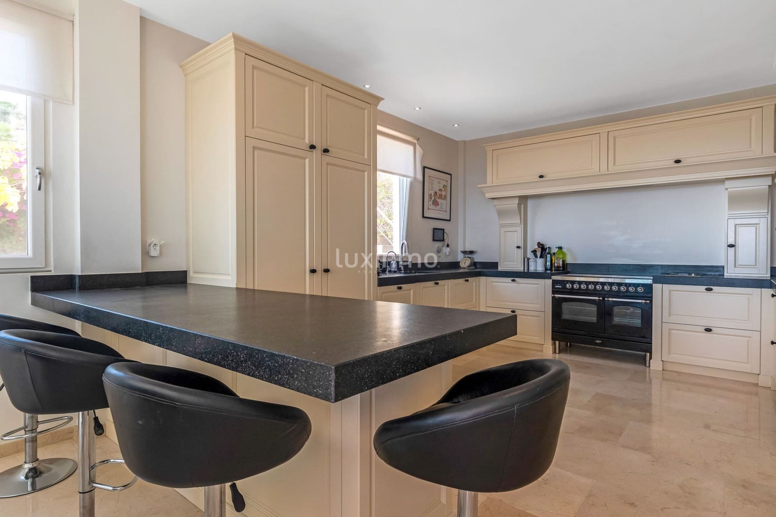 7 sovrum Villa till salu i Altea med pool - 2 950 000 € (Ref: 8829141)