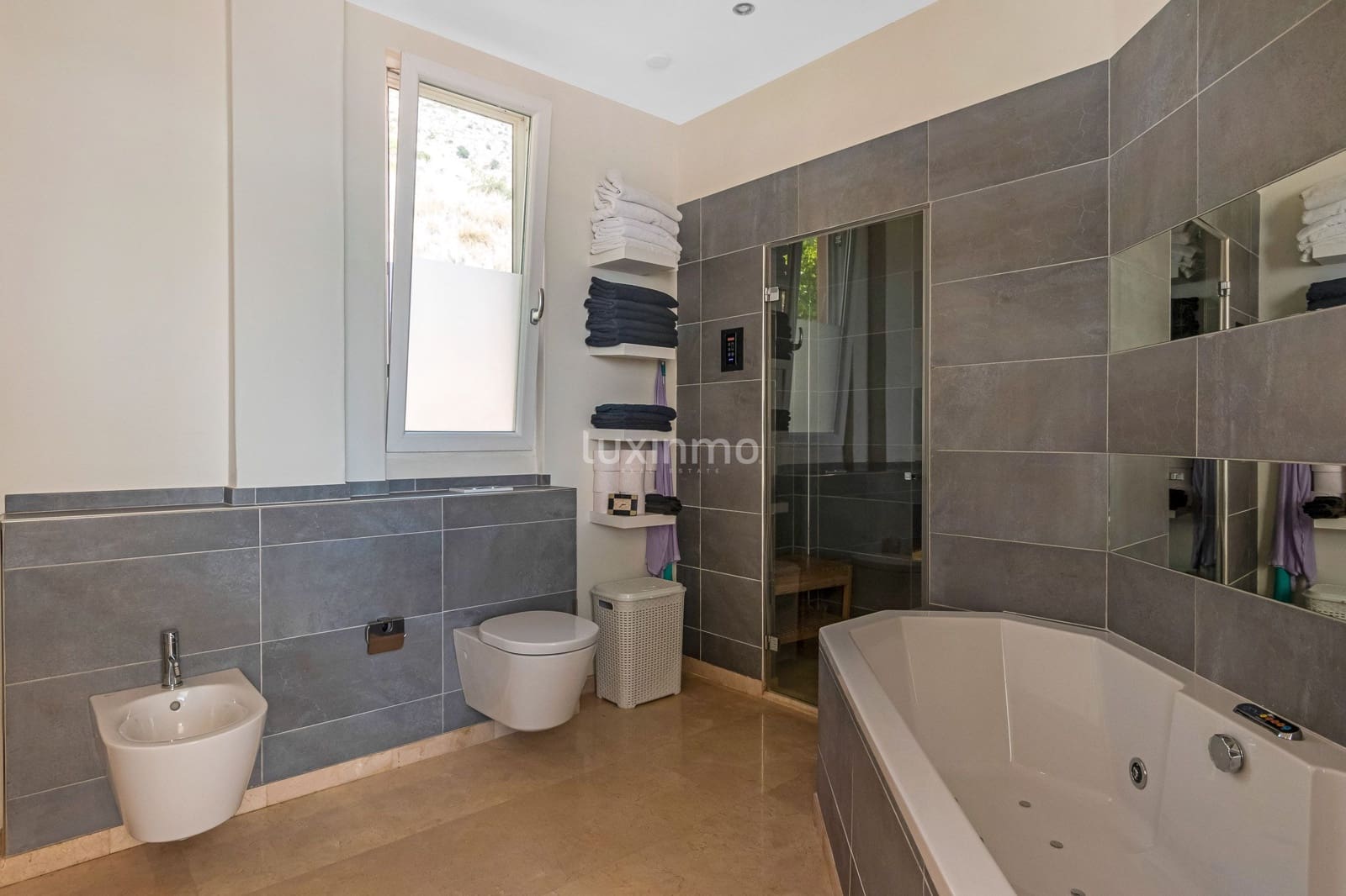 7 sovrum Villa till salu i Altea med pool - 2 950 000 € (Ref: 8829141)