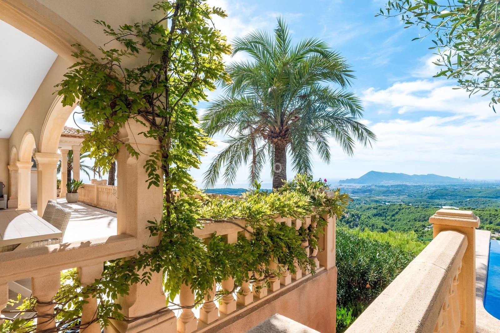 7 sovrum Villa till salu i Altea med pool - 2 950 000 € (Ref: 8829141)