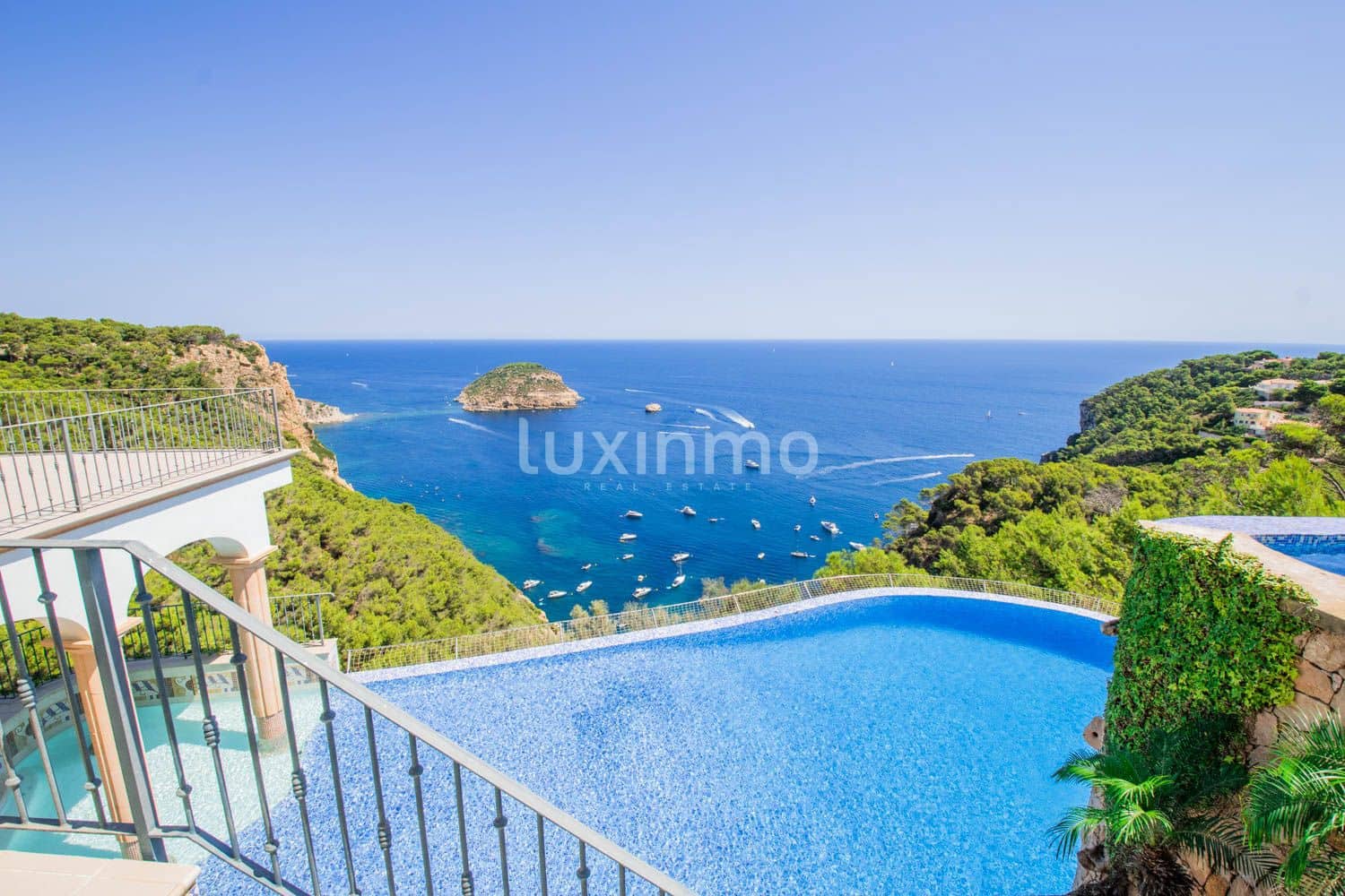 10 slaapkamer Villa te koop in Javea / Xabia met zwembad garage - € 7.850.000 (Ref: 8829147)