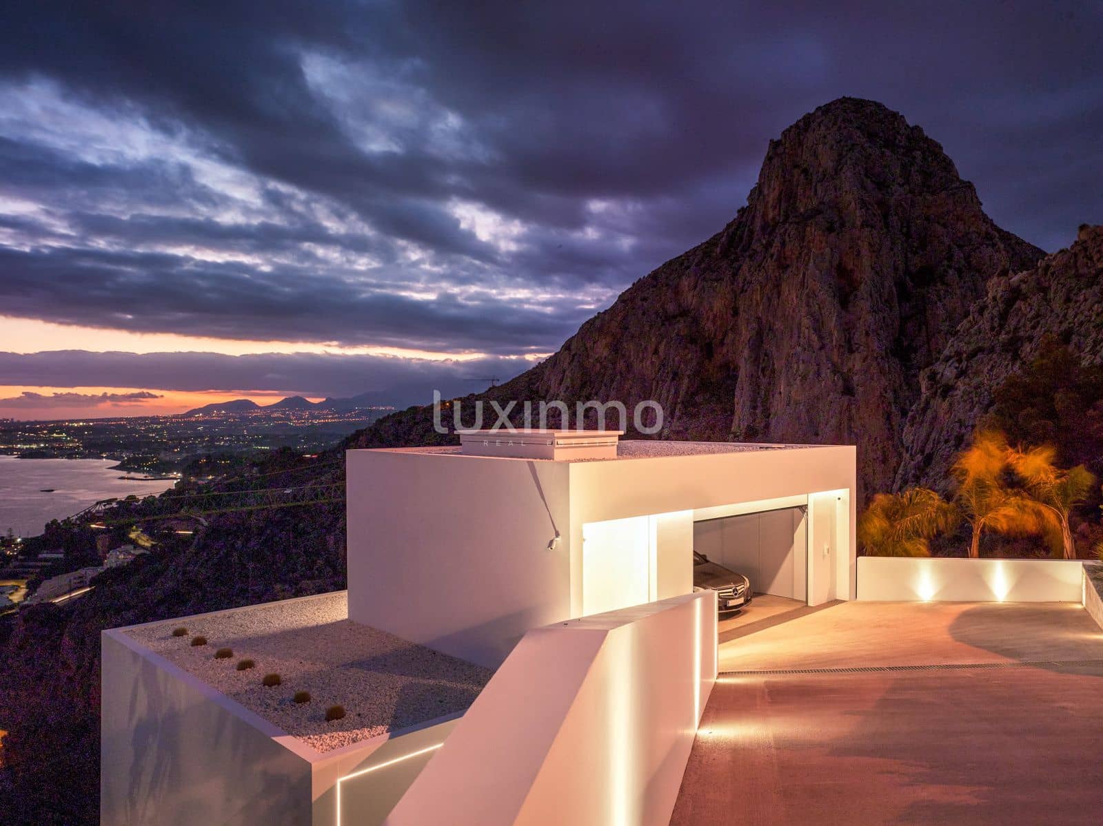 3 sypialnia Willa na sprzedaż w Altea z basenem garażem - 2 980 000 € (Ref: 8829149)