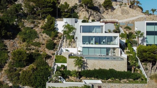 3 bedroom Villa for sale in Altea with pool garage - € 2,980,000 (Ref: 8829149)