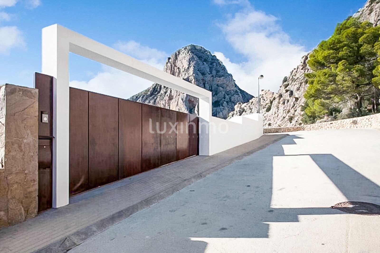 3 sypialnia Willa na sprzedaż w Altea z basenem garażem - 2 980 000 € (Ref: 8829149)