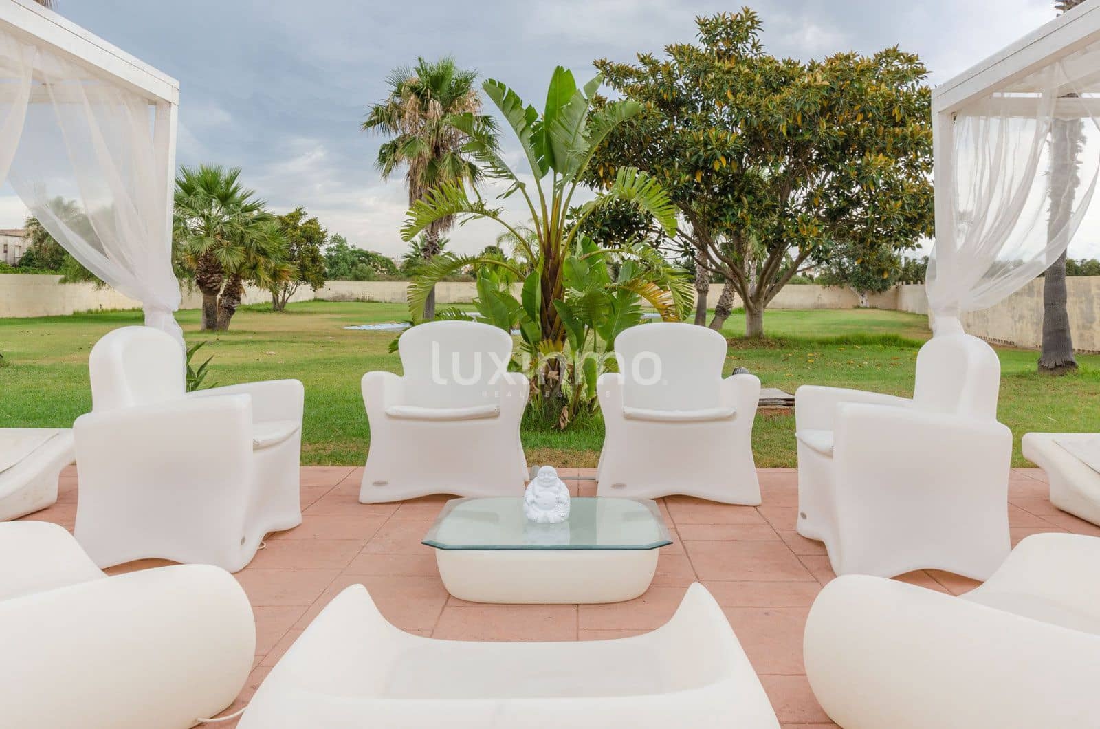 5 bedroom Villa for sale in Denia with pool garage - € 1,890,000 (Ref: 8829152)