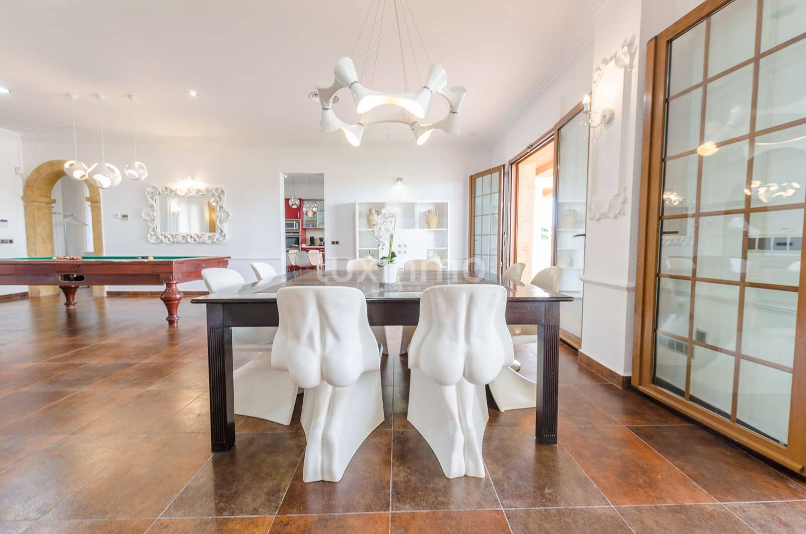 5 bedroom Villa for sale in Denia with pool garage - € 1,890,000 (Ref: 8829152)