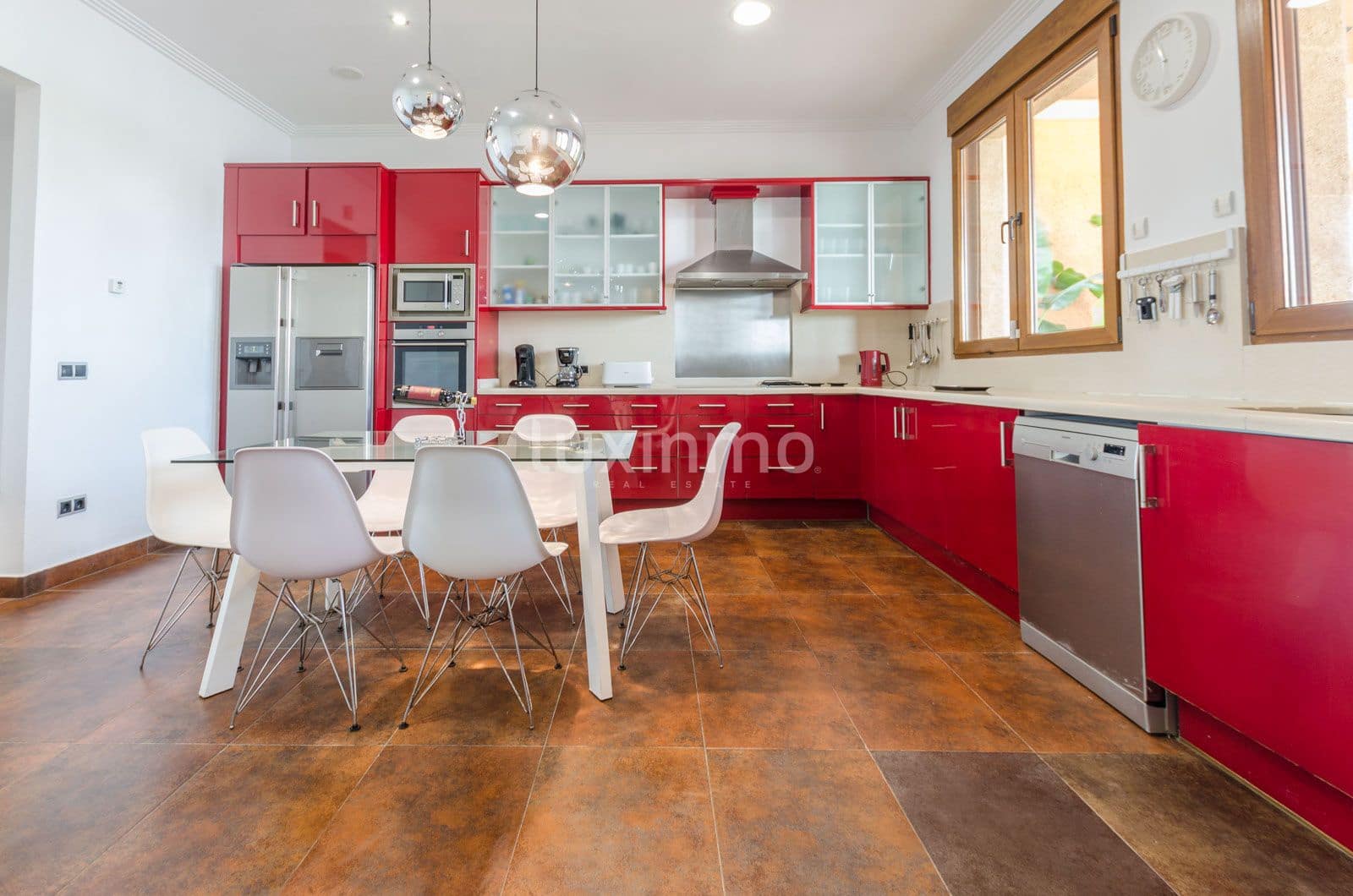 5 bedroom Villa for sale in Denia with pool garage - € 1,890,000 (Ref: 8829152)