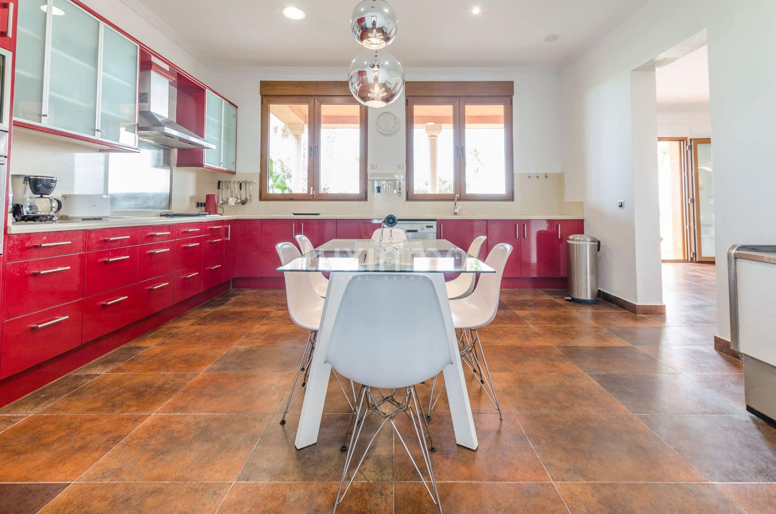 5 bedroom Villa for sale in Denia with pool garage - € 1,890,000 (Ref: 8829152)