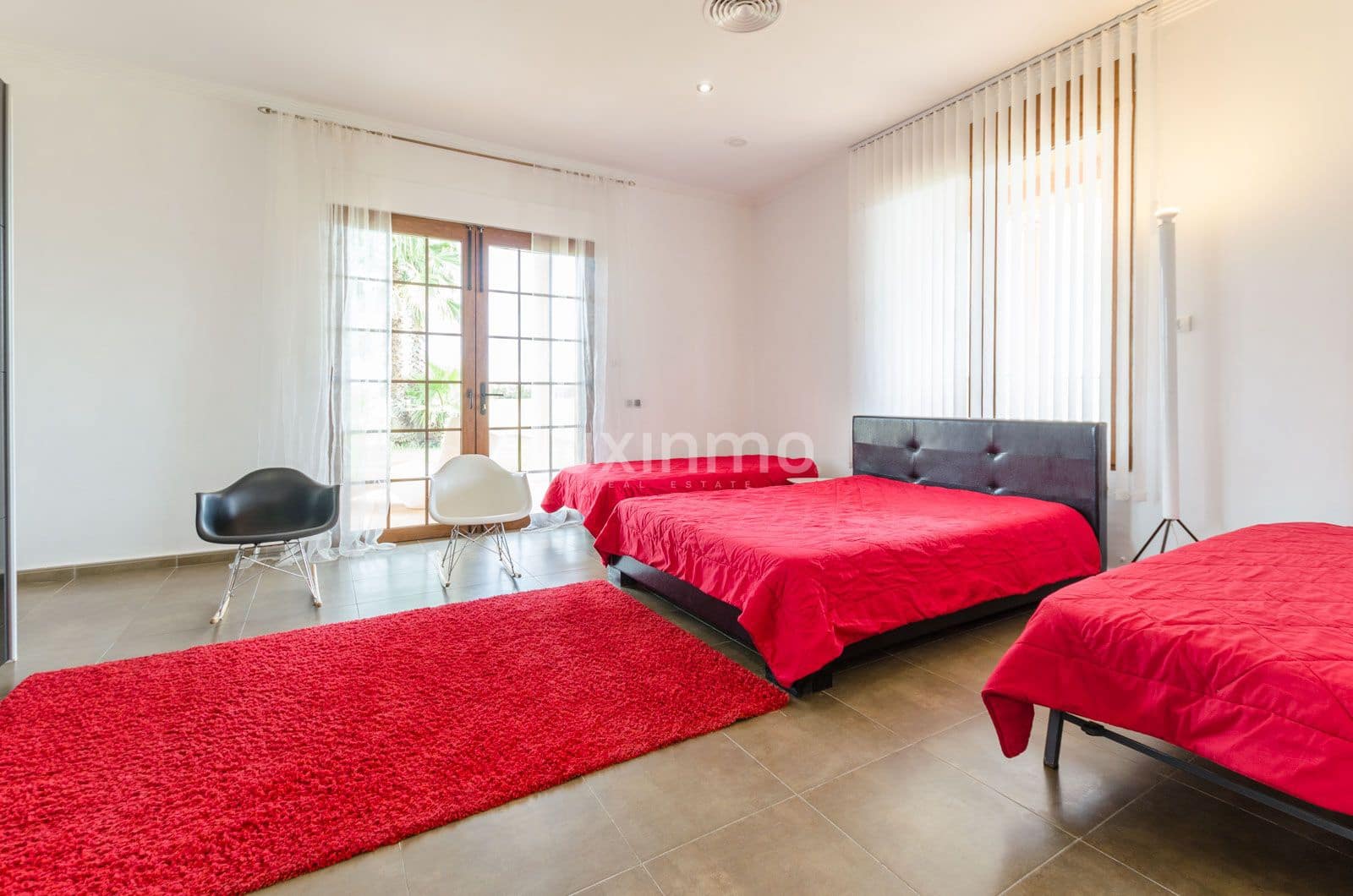 5 bedroom Villa for sale in Denia with pool garage - € 1,890,000 (Ref: 8829152)