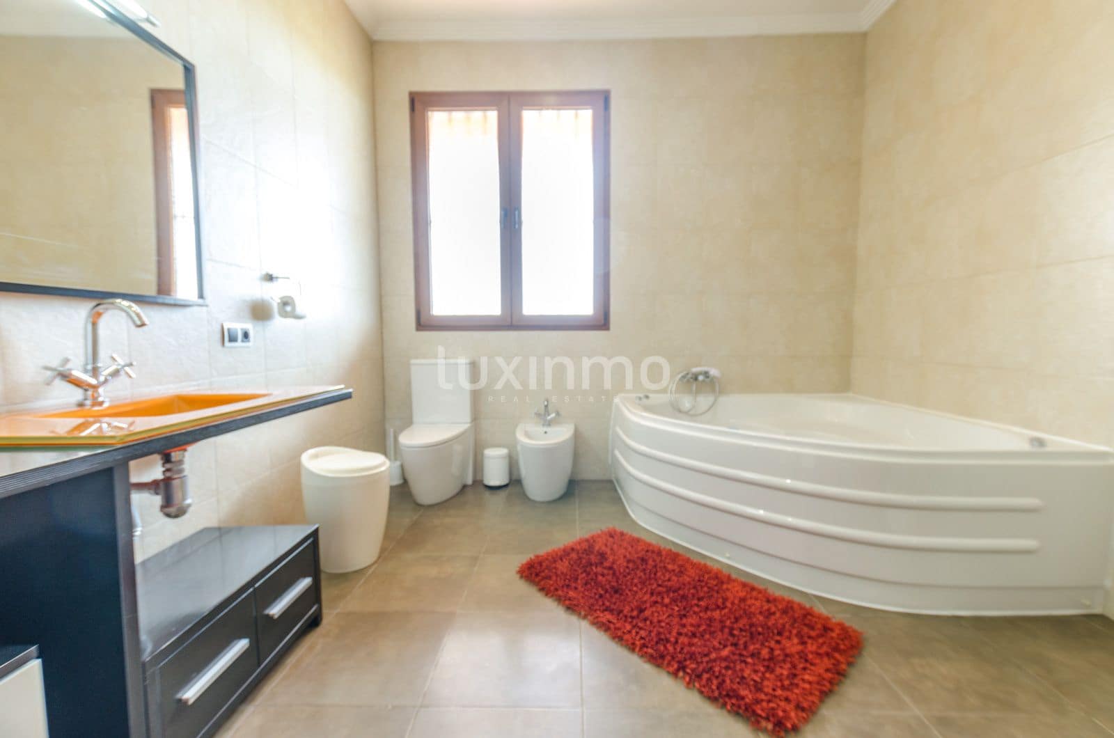 5 bedroom Villa for sale in Denia with pool garage - € 1,890,000 (Ref: 8829152)