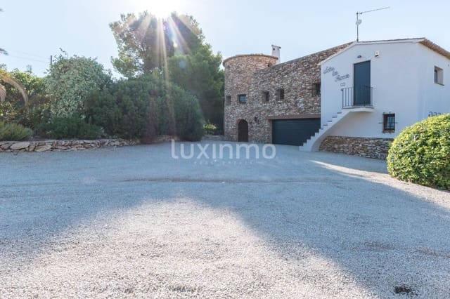 5 soverom Villa til salgs i Calpe / Calp med svømmebasseng garasje - € 1 750 000 (Ref: 8829153)