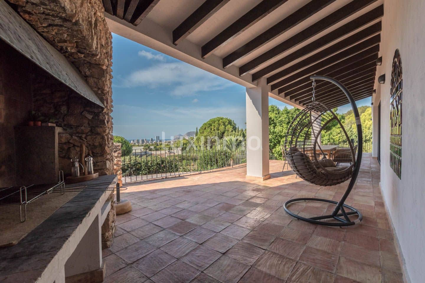 5 soverom Villa til salgs i Calpe / Calp med svømmebasseng garasje - € 1 750 000 (Ref: 8829153)