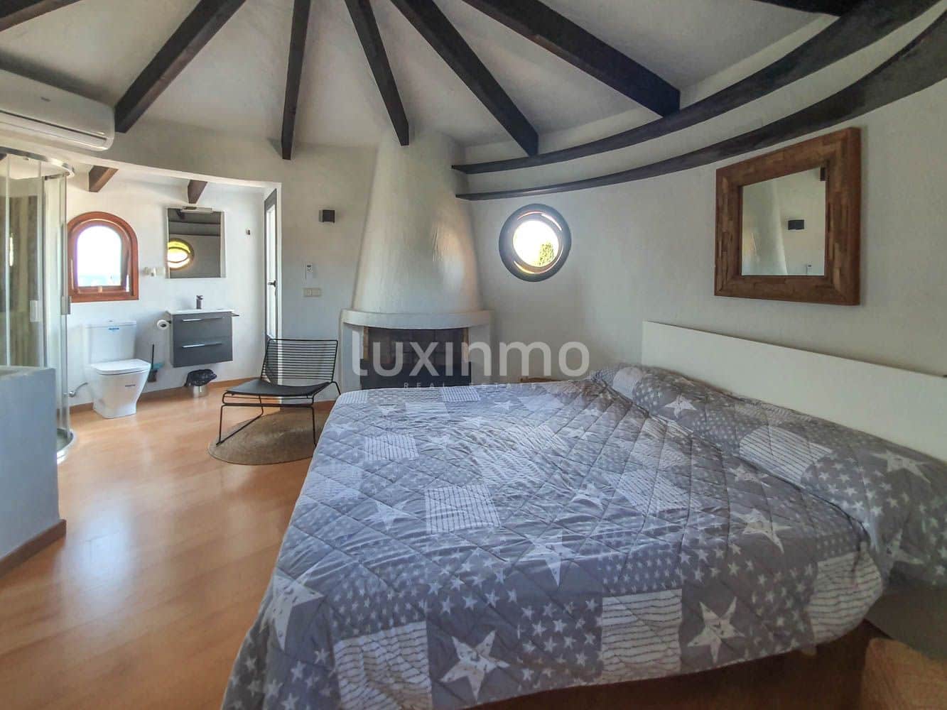 5 soverom Villa til salgs i Calpe / Calp med svømmebasseng garasje - € 1 750 000 (Ref: 8829153)