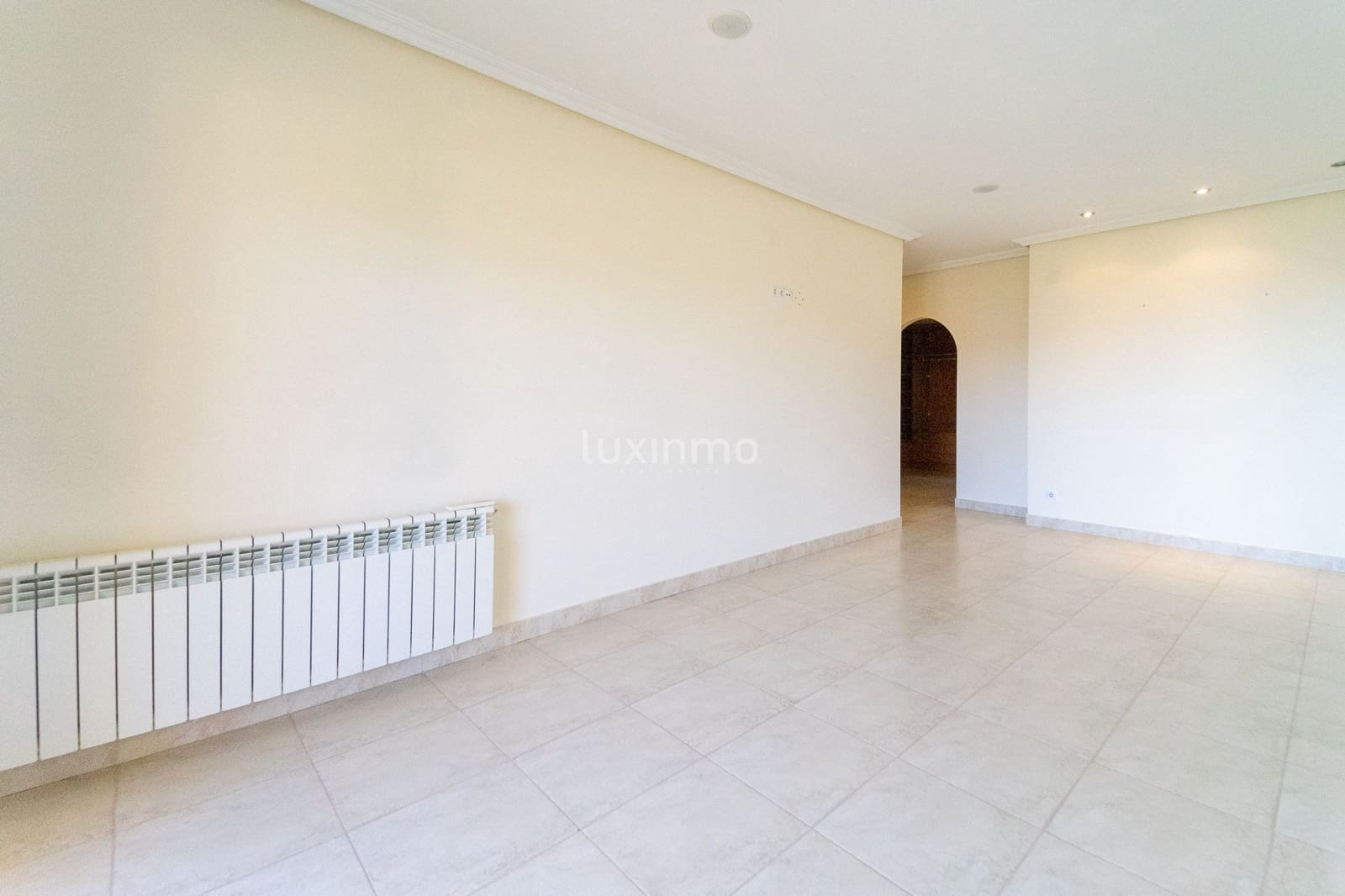 6 sypialnia Willa na sprzedaż w Altea z basenem garażem - 2 100 000 € (Ref: 8829155)