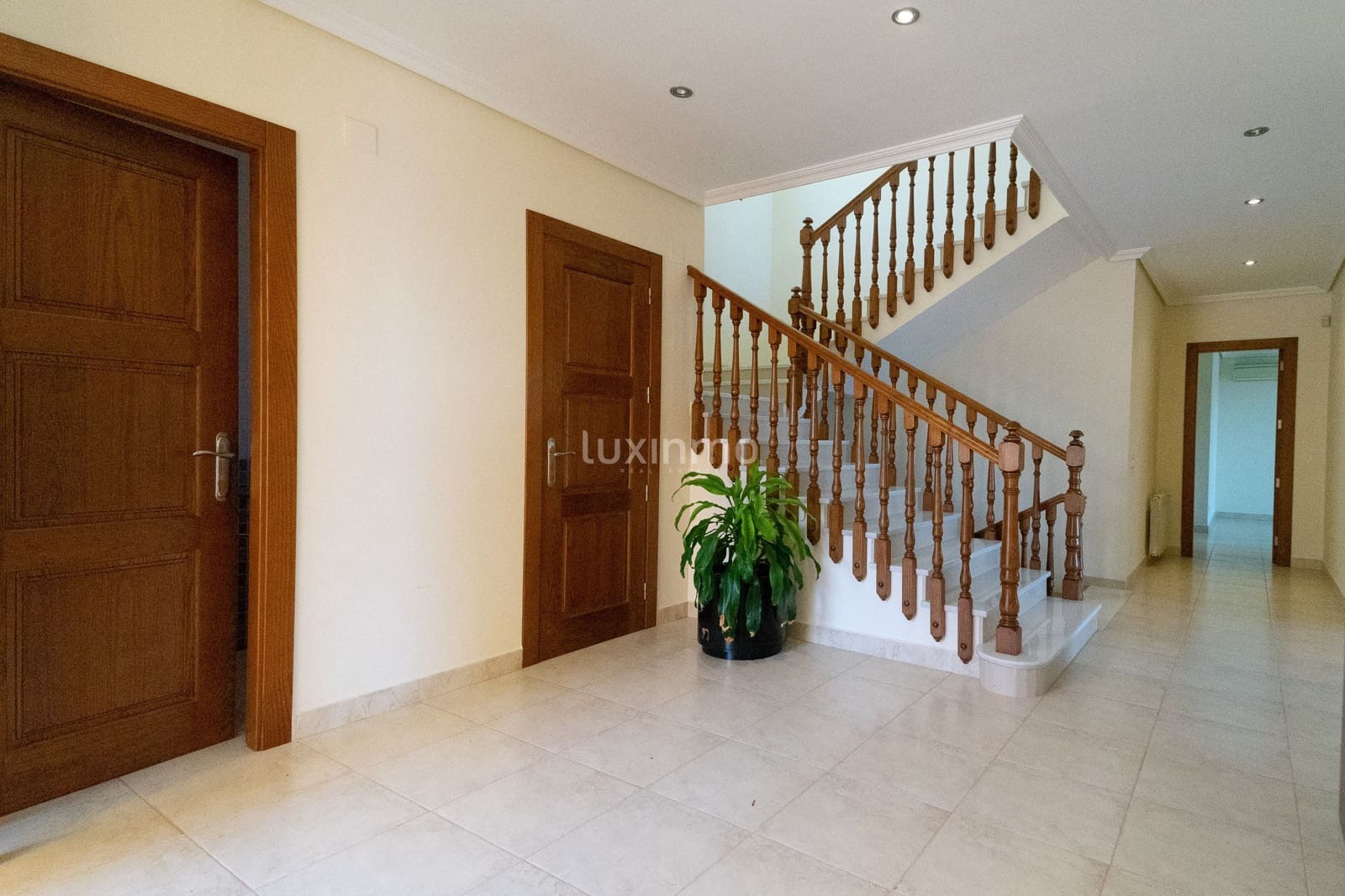 6 sypialnia Willa na sprzedaż w Altea z basenem garażem - 2 100 000 € (Ref: 8829155)